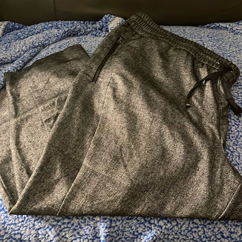 Lane Bryant | 22/24P | Black&Grey